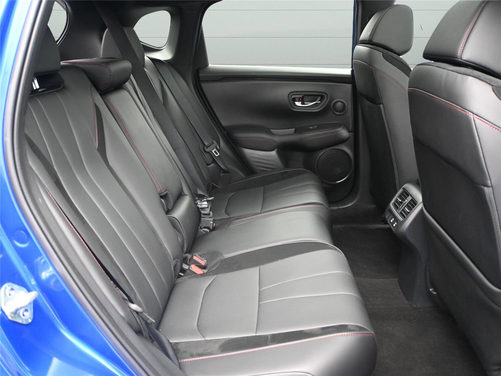 Certified 2025 Acura ADX A-Spec image 20