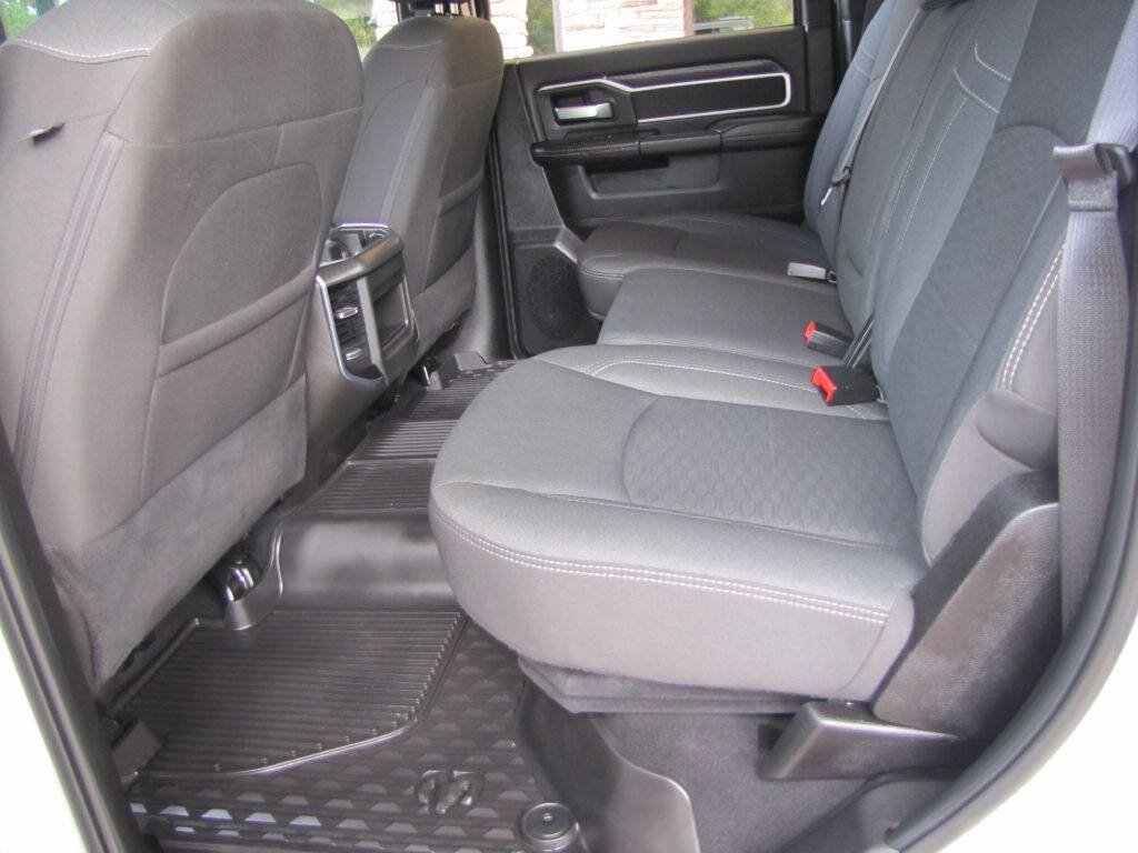Used 2025 RAM 2500 Big Horn AWD/4WD image 20