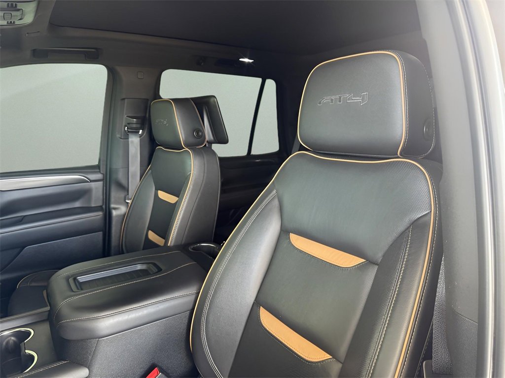 Used 2022 GMC Yukon AT4 w/ AT4 Premium Package image 15