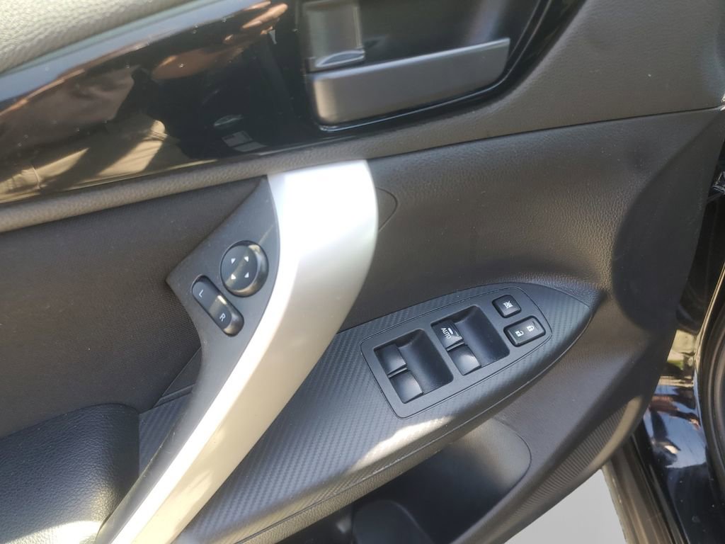 Used 2024 Mitsubishi Eclipse Cross ES AWD/4WD image 14