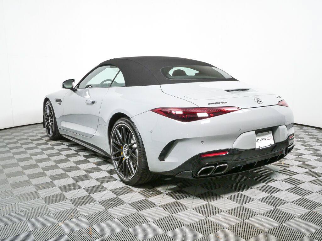 Used 2025 Mercedes-Benz SL 63 AMG 4MATIC image 3