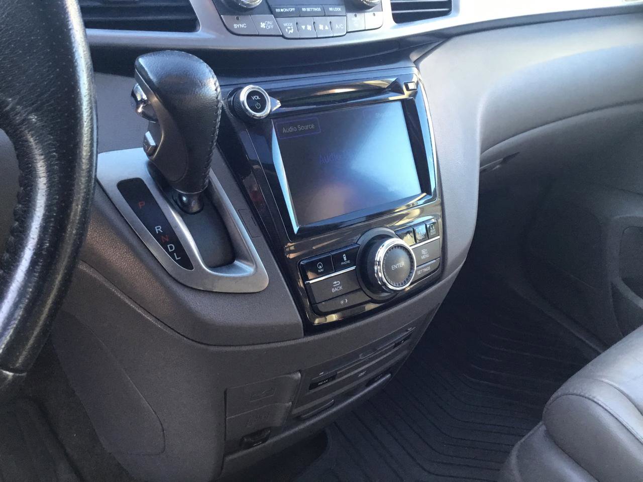 Used 2014 Honda Odyssey Touring image 20