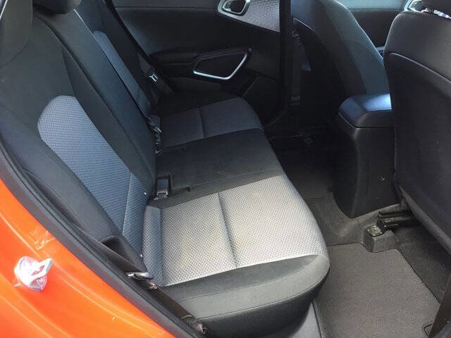 Used 2022 Kia Soul LX w/ Technology Package image 24