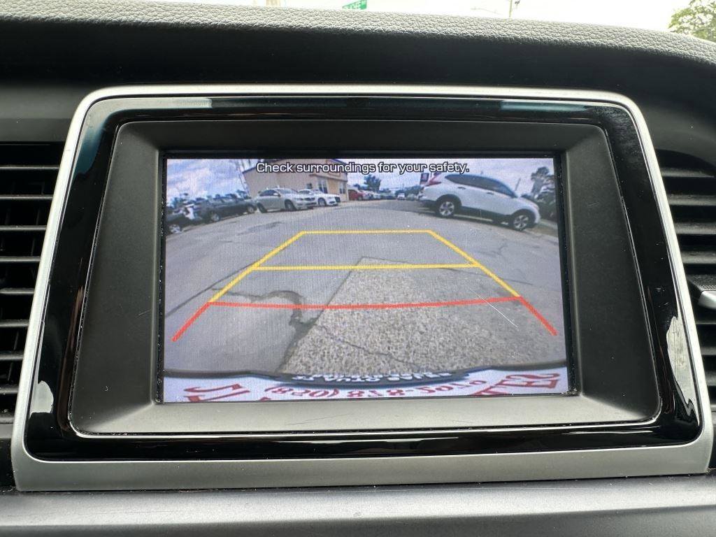 Used 2019 Hyundai Sonata SE FWD image 16