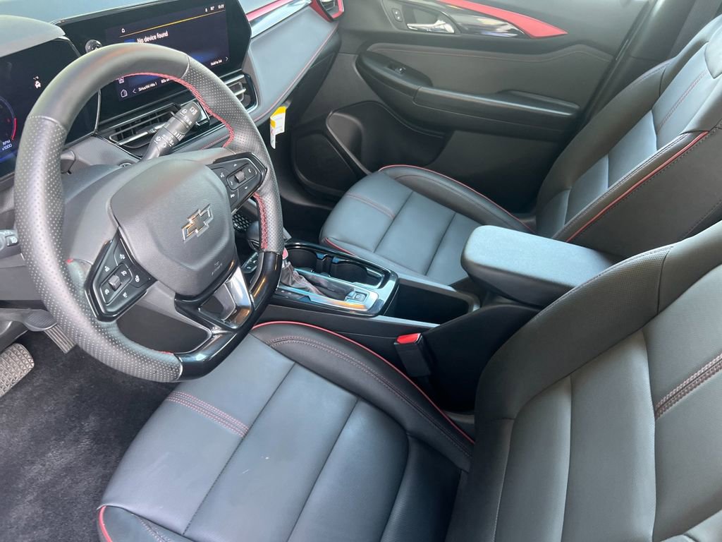 Used 2024 Chevrolet TrailBlazer RS w/ Convenience Package image 9