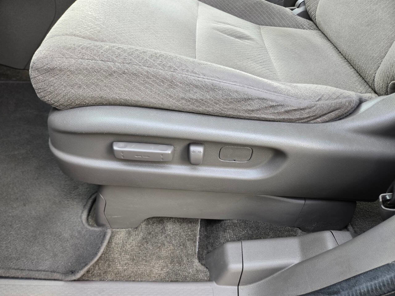 Used 2014 Honda Odyssey LX image 28