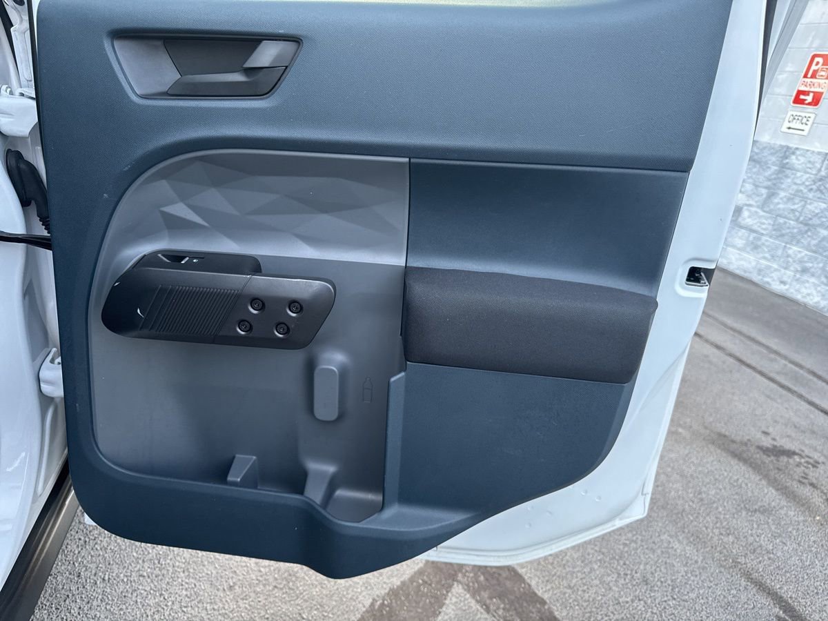 Used 2022 Ford Maverick XL image 41