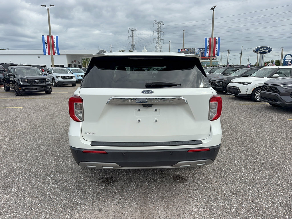 Certified 2023 Ford Explorer XLT w/ Equipment Group 202A RWD image 6