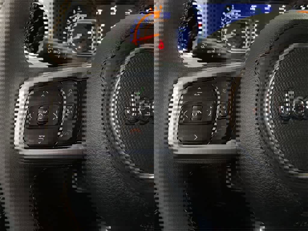 Used 2025 Jeep Wrangler Sahara image 20