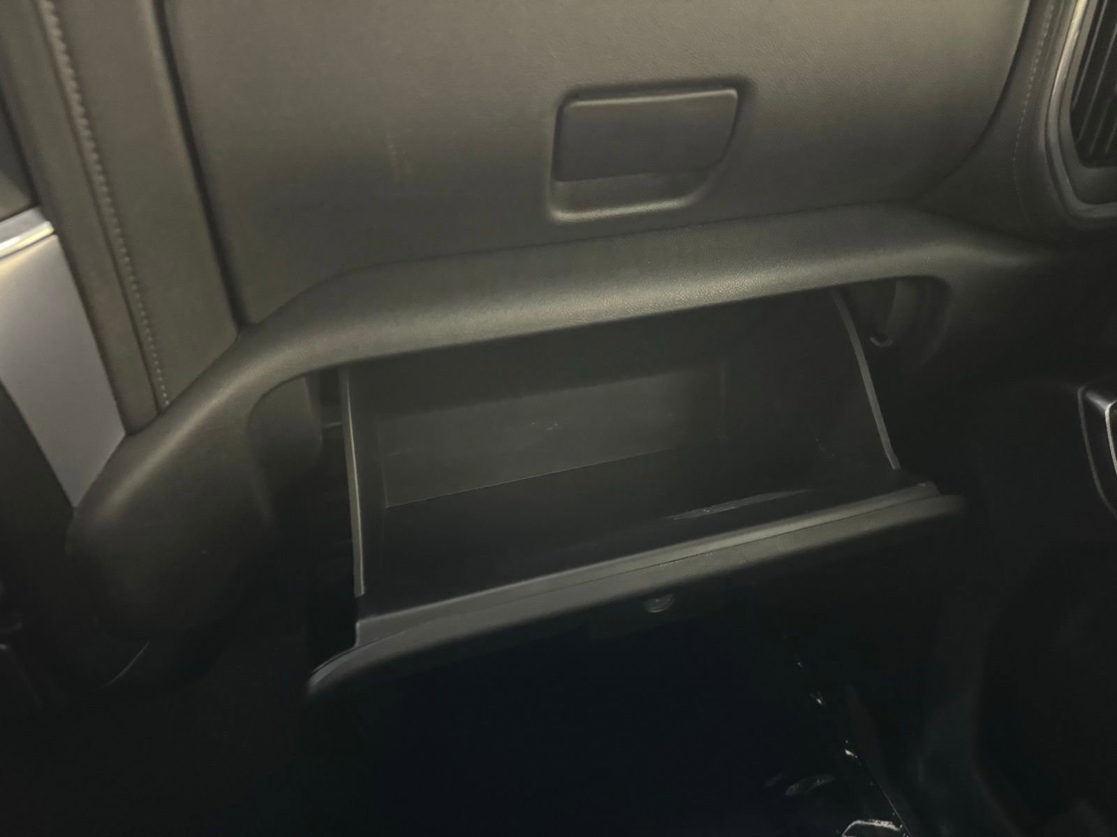 Used 2020 GMC Sierra 3500 SLE w/ SLE Convenience Package image 26