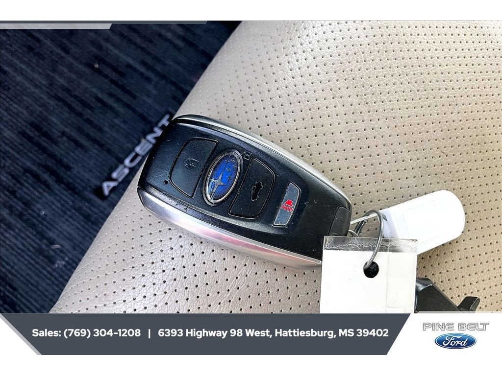 Used 2023 Subaru Ascent Limited w/ Technology Package image 9