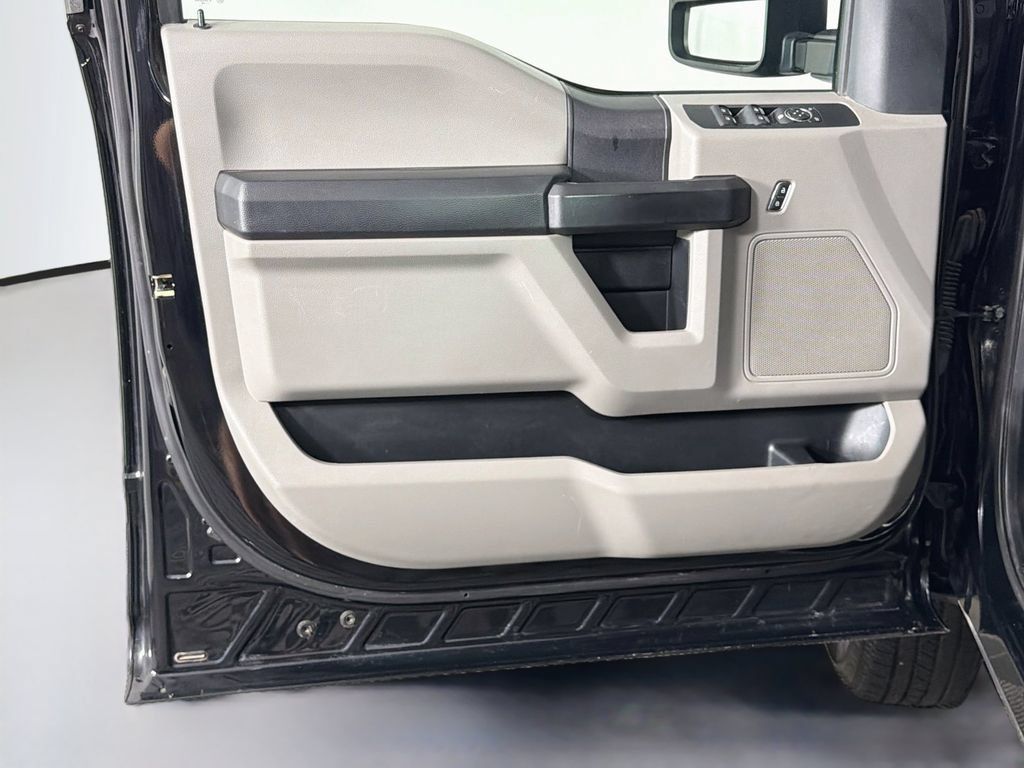 Used 2018 Ford F350 XL AWD/4WD image 17