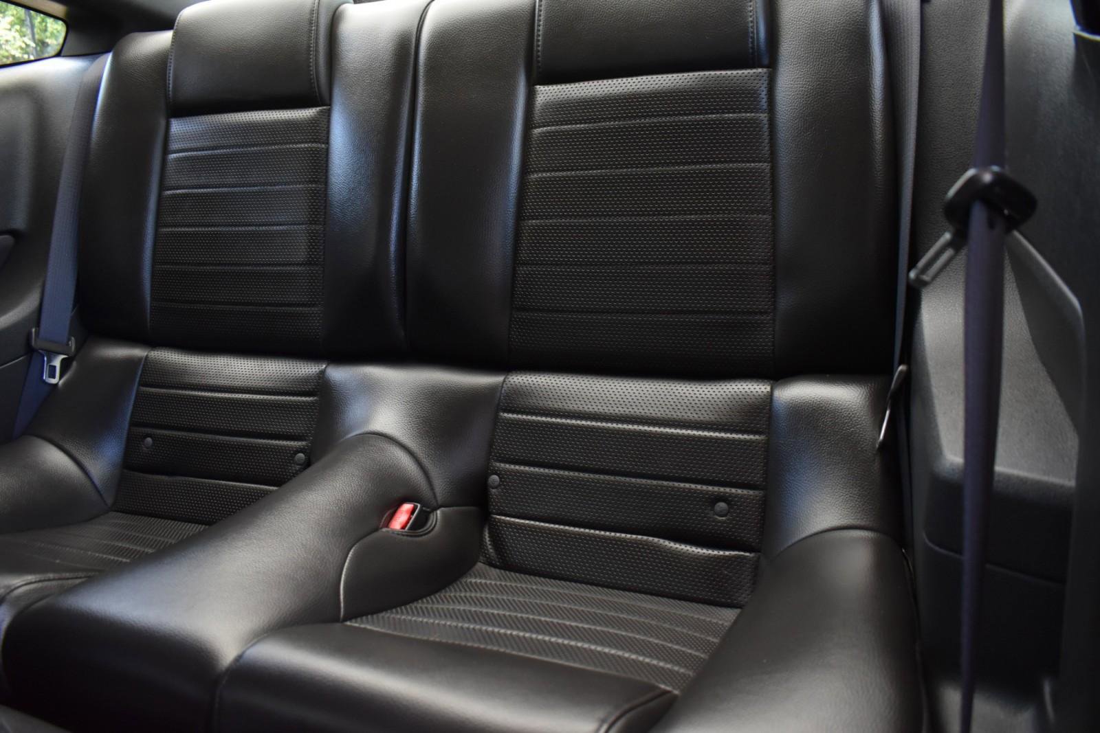 Used 2006 Ford Mustang GT Premium image 26