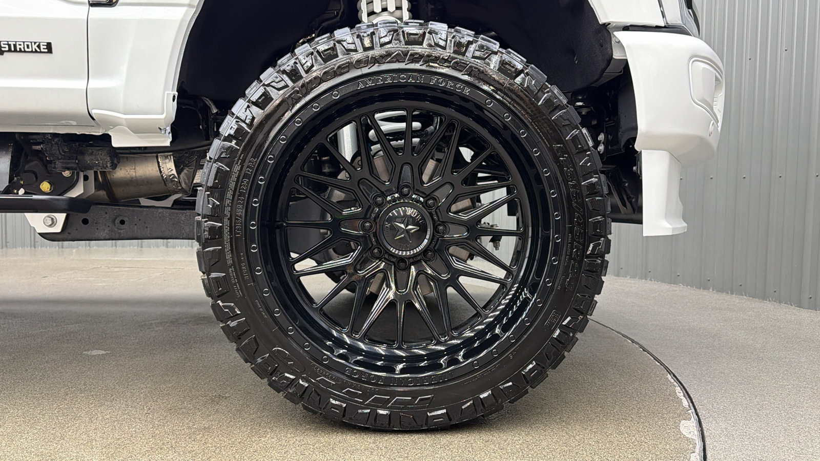 Used 2026 Ford F250 Platinum w/ FX4 Off-Road Package AWD/4WD image 10