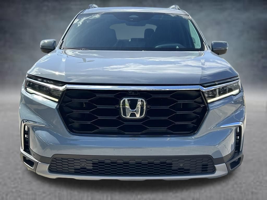 Used 2024 Honda Pilot Elite image 4