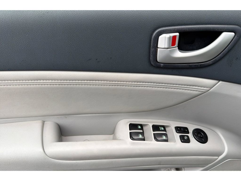 Used 2006 Hyundai Sonata LX image 12