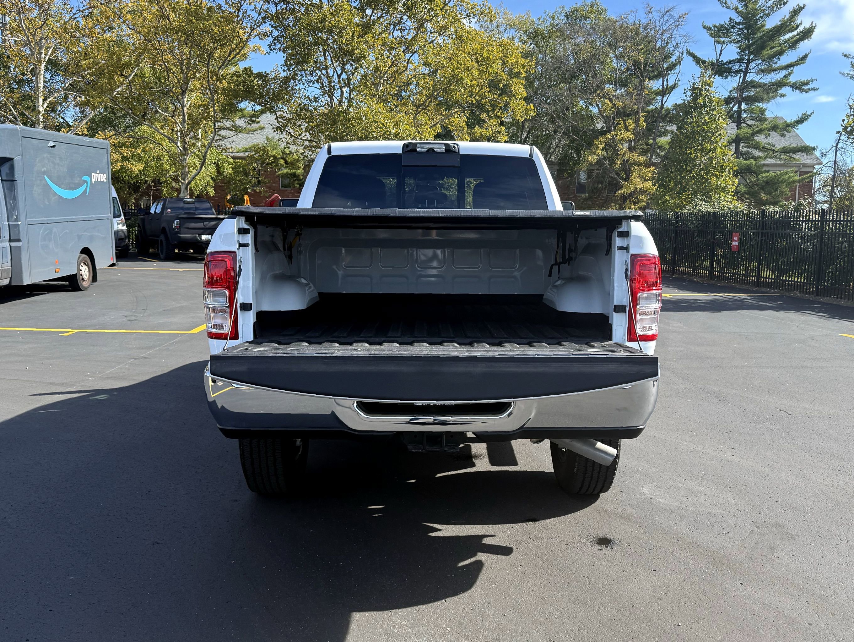 Used 2024 RAM 2500 Tradesman w/ Chrome Appearance Group image 8