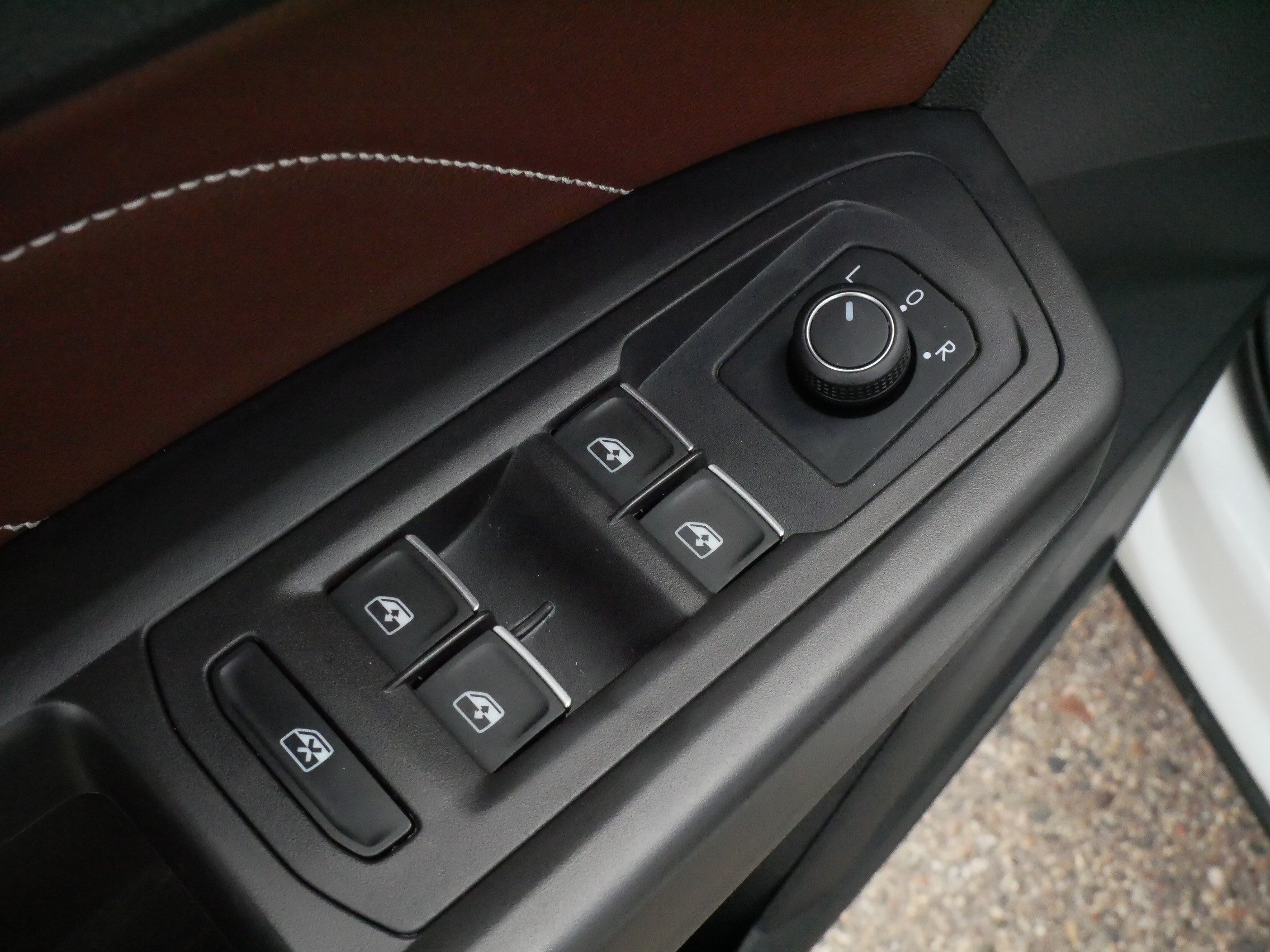 Certified 2023 Volkswagen Atlas SE AWD/4WD image 19
