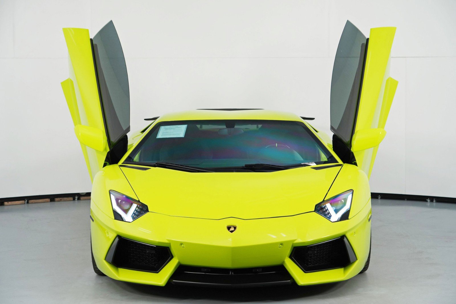 Used 2015 Lamborghini Aventador LP 700-4 image 65