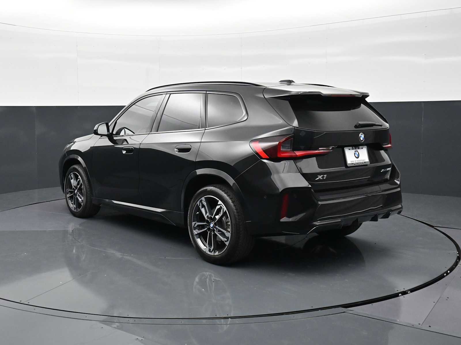 Certified 2023 BMW X1 xDrive28i w/ Premium Package image 7