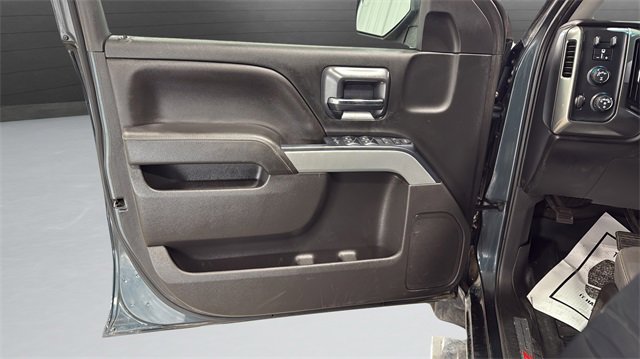 Used 2018 Chevrolet Silverado 1500 LT w/ All Star Edition image 23