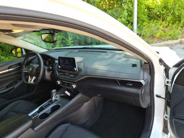 Used 2019 Nissan Altima 2.5 SV AWD/4WD image 10