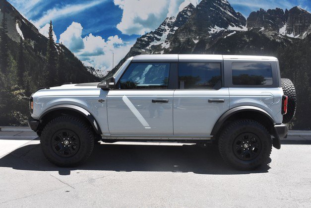 Used 2024 Ford Bronco Wildtrak AWD/4WD image 7