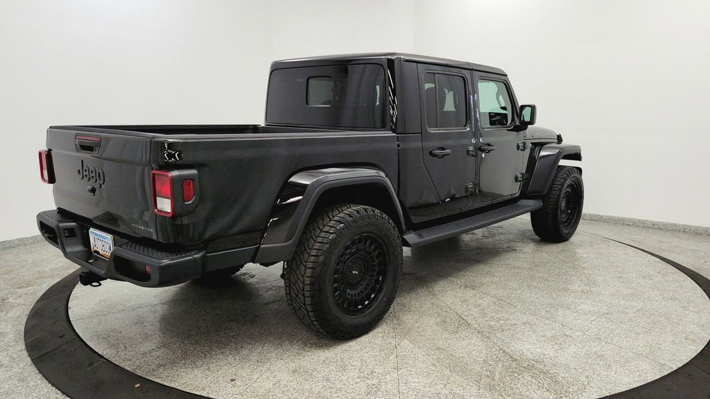 Used 2025 Jeep Gladiator Sport image 5