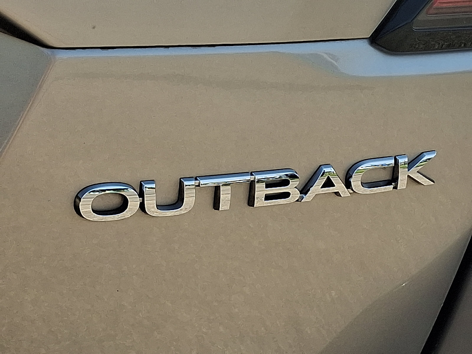 Used 2020 Subaru Outback Premium w/ Popular Package #1 AWD/4WD image 30