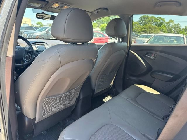 Used 2015 Hyundai Tucson GLS w/ Option Group 02 FWD image 10