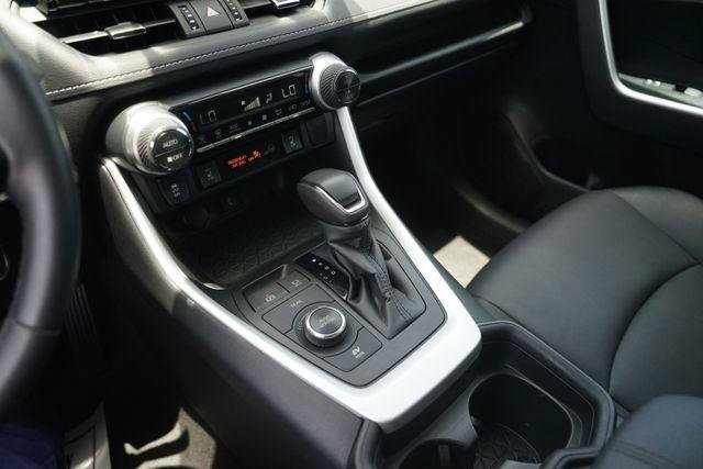 Used 2021 Toyota RAV4 XLE Premium AWD/4WD image 29