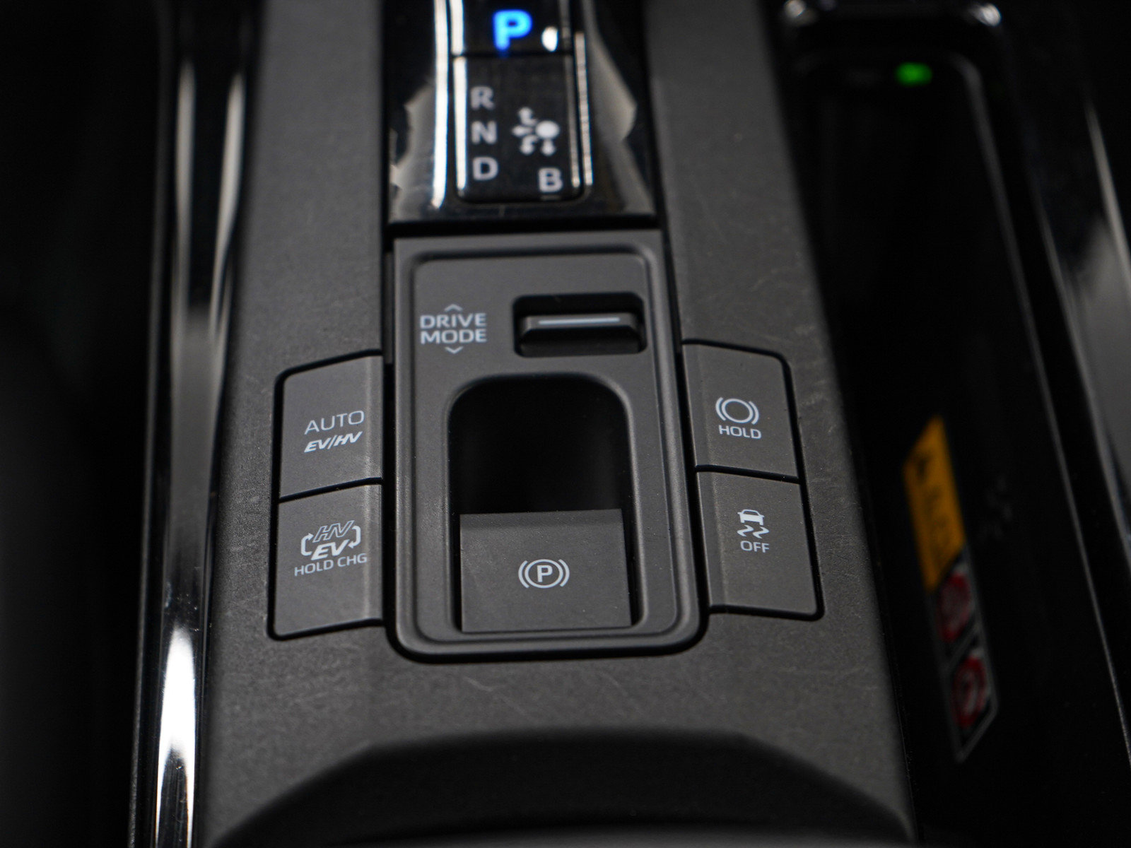 Used 2024 Toyota Prius Prime Premium image 20