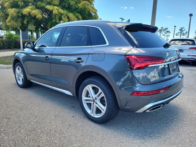 Certified 2024 Audi Q5 e Premium Plus w/ Premium Plus Package AWD/4WD image 5