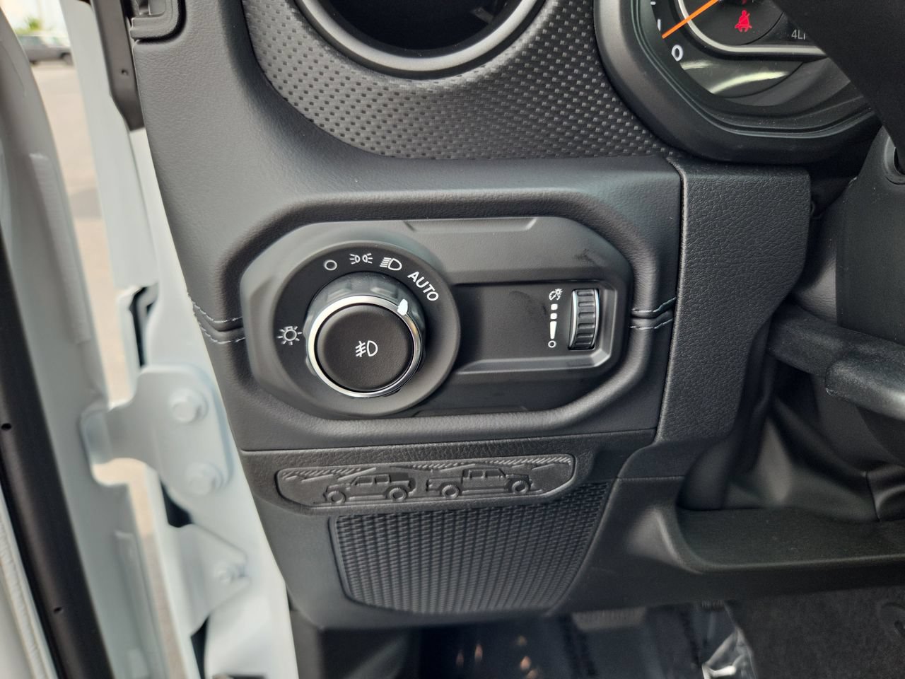 New 2027 Jeep Wrangler Unlimited Rubicon AWD/4WD image 16