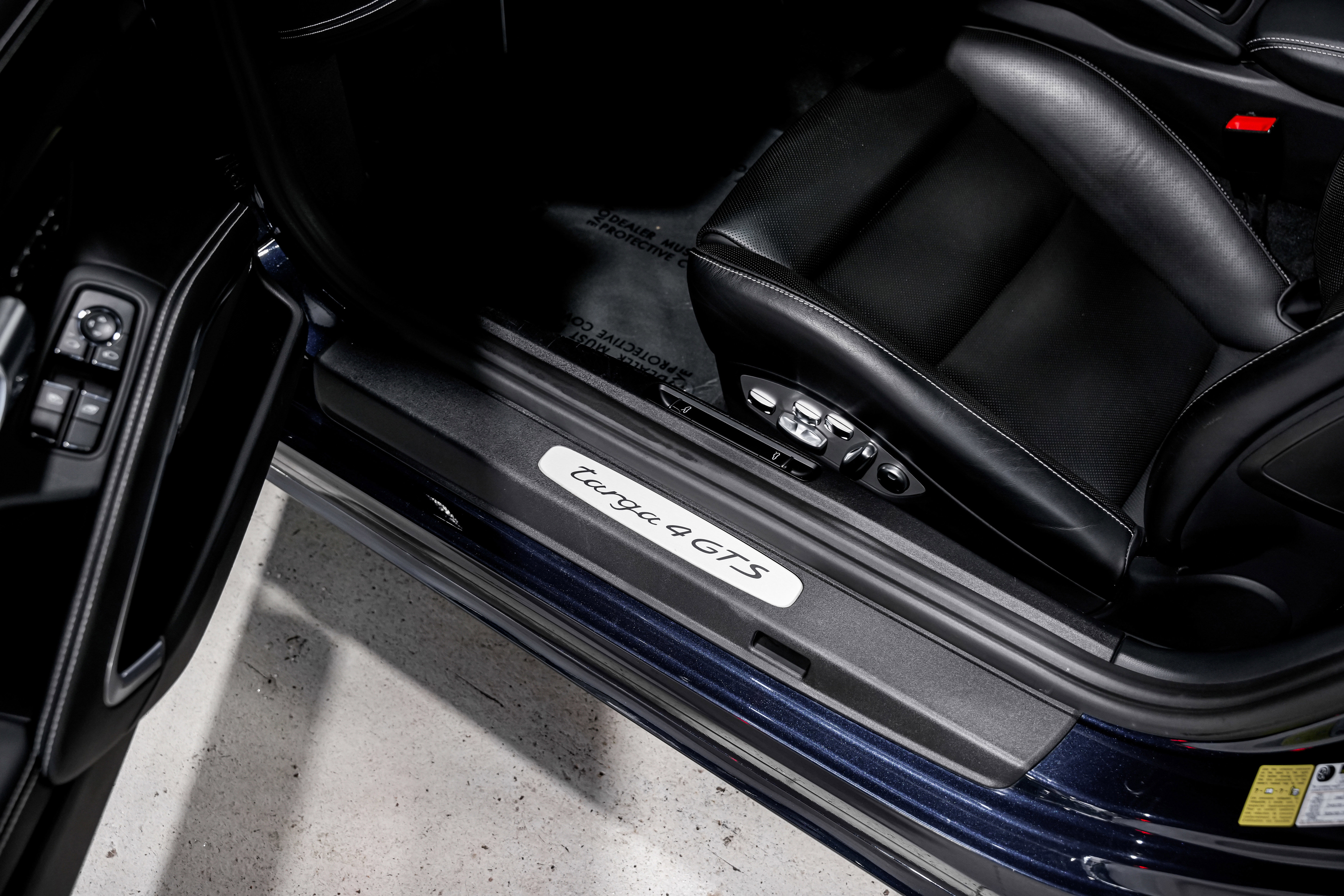 Used 2019 Porsche 911 Targa 4 GTS image 28