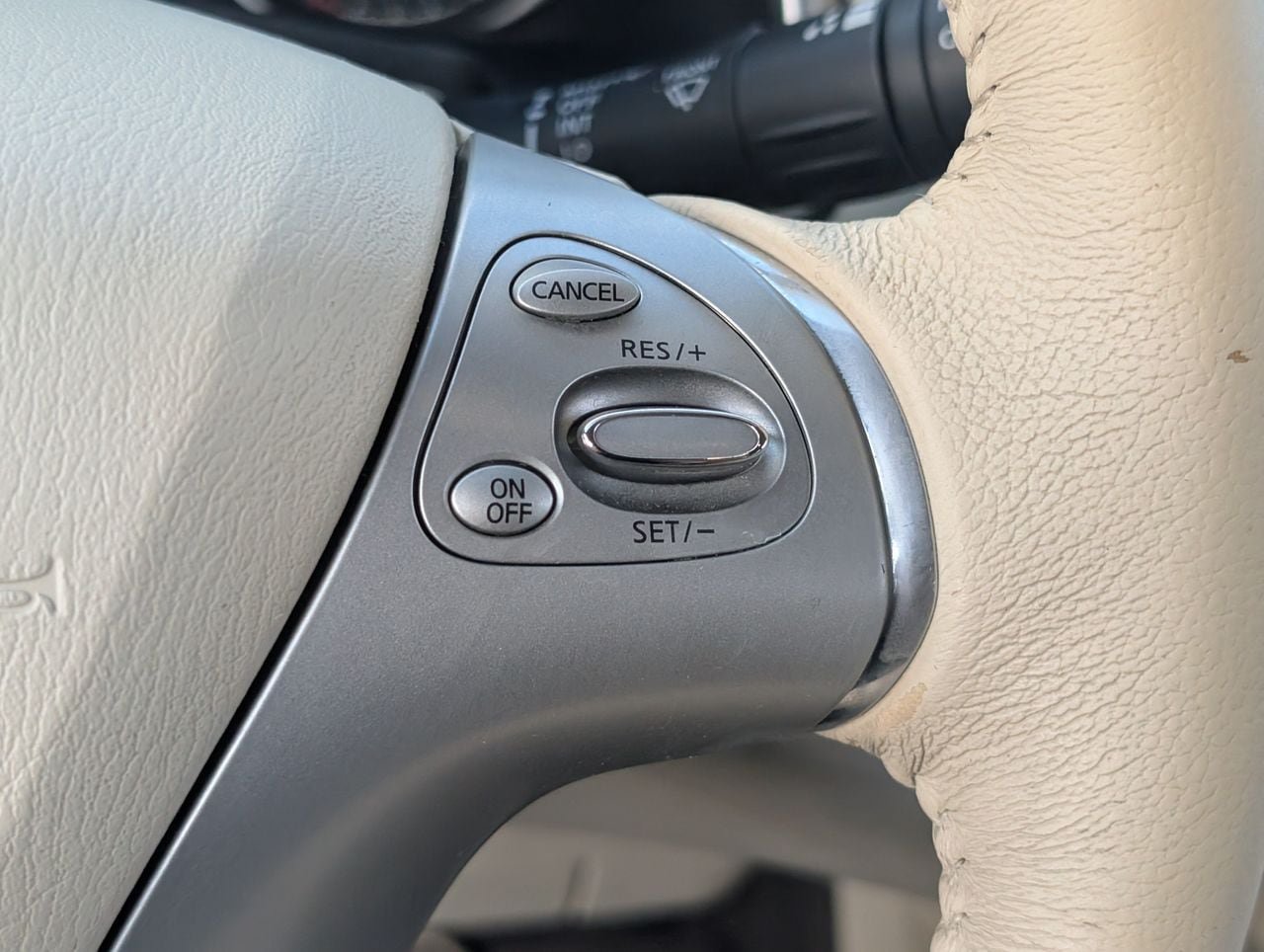 Used 2017 Nissan Murano SL FWD image 21