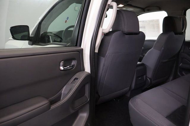 New 2025 Nissan Frontier SV image 21