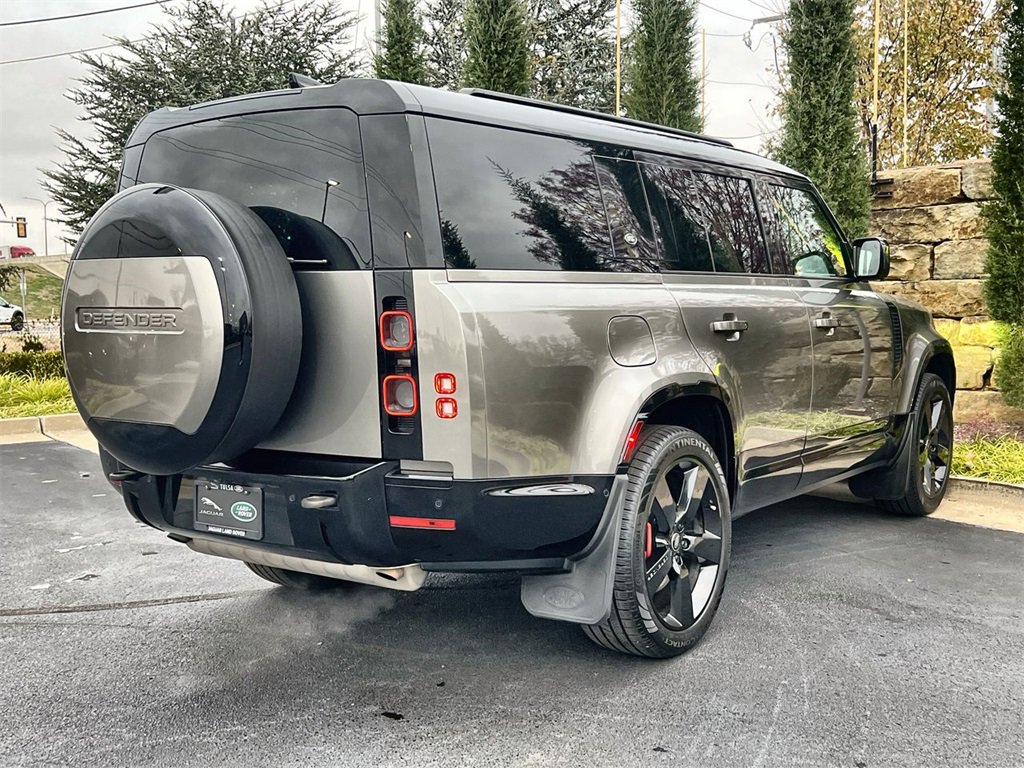 Used 2024 Land Rover Defender 130 X image 5