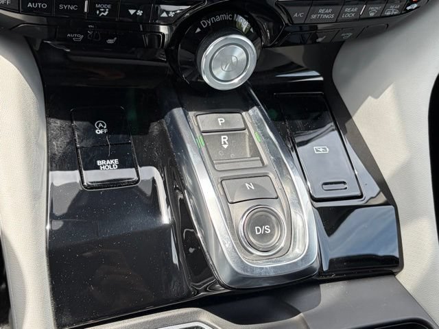 Used 2024 Acura MDX SH-AWD w/ Technology Package image 25