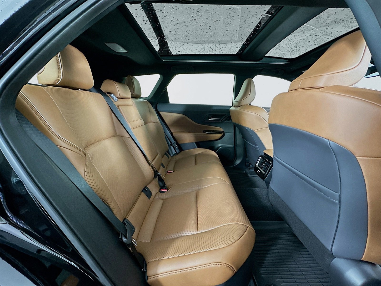 New 2025 Toyota Crown Signia Limited image 29