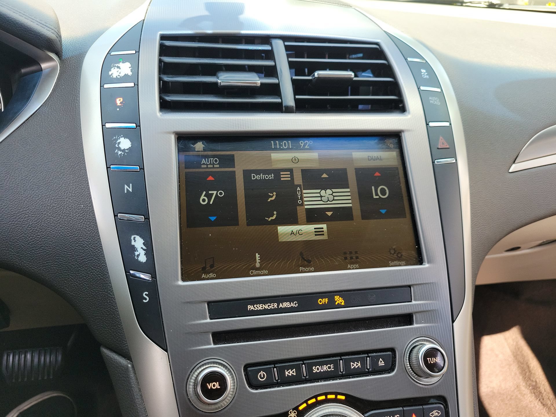 Used 2018 Lincoln MKZ Premiere FWD image 26