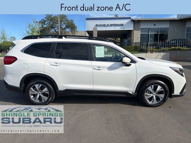 Certified 2025 Subaru Ascent Premium image 3