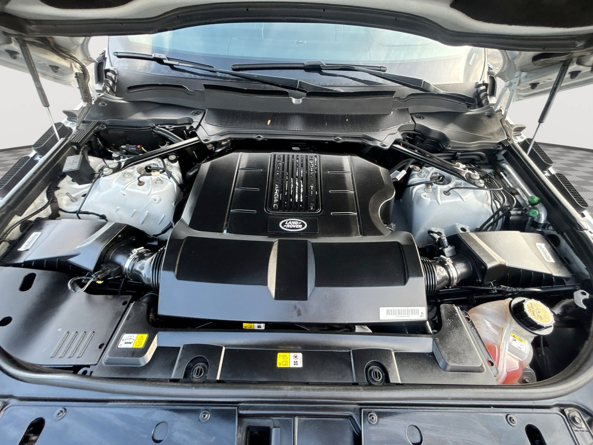 Used 2019 Land Rover Range Rover HSE AWD/4WD image 18