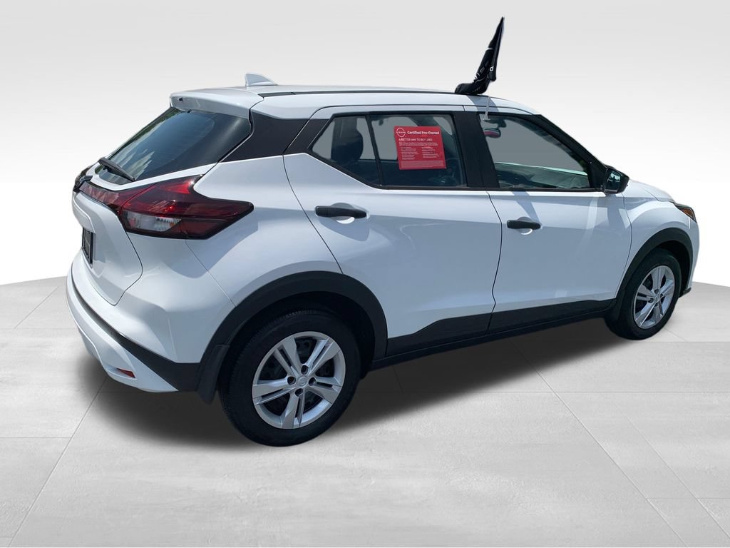 Used 2025 Nissan Kicks Play S FWD image 6