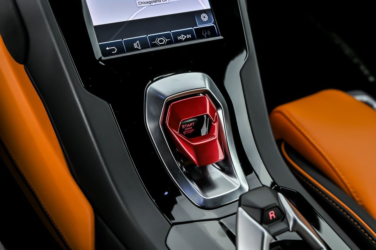 Used 2020 Lamborghini Huracan EVO RWD image 33