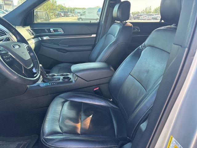 Used 2016 Ford Explorer Limited image 9