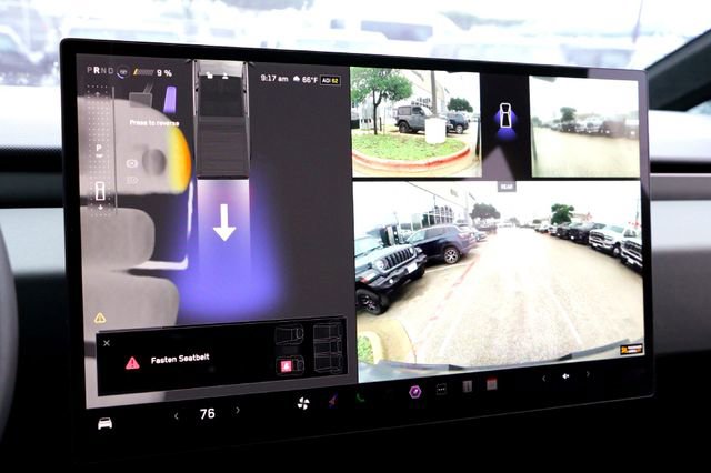 Used 2024 Tesla Cybertruck AWD Crew Cab image 20