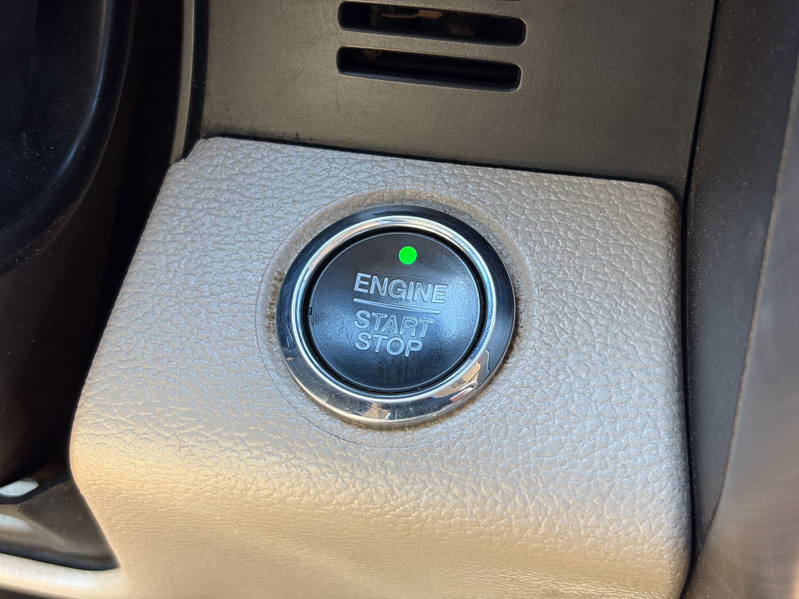Used 2018 Ford F350 Limited AWD/4WD image 25