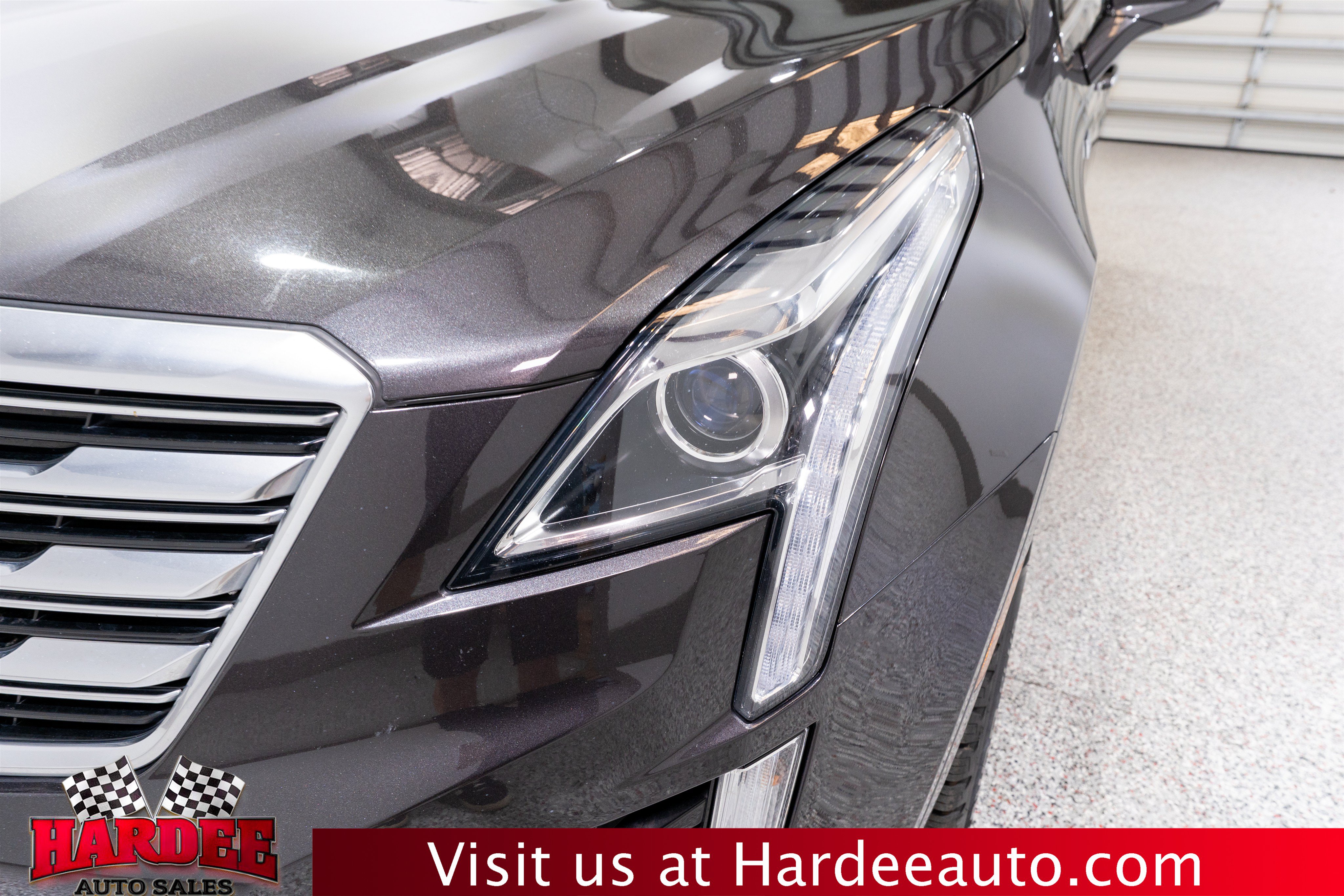 Used 2019 Cadillac XT5 FWD image 8