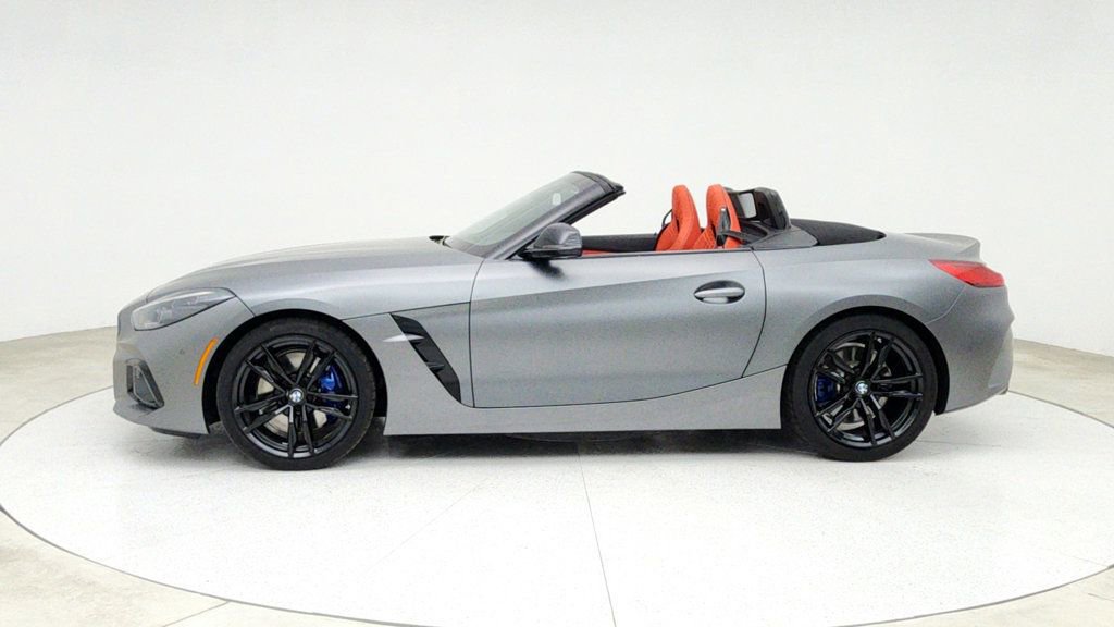 Used 2025 BMW Z4 M40i w/ Premium Package image 8
